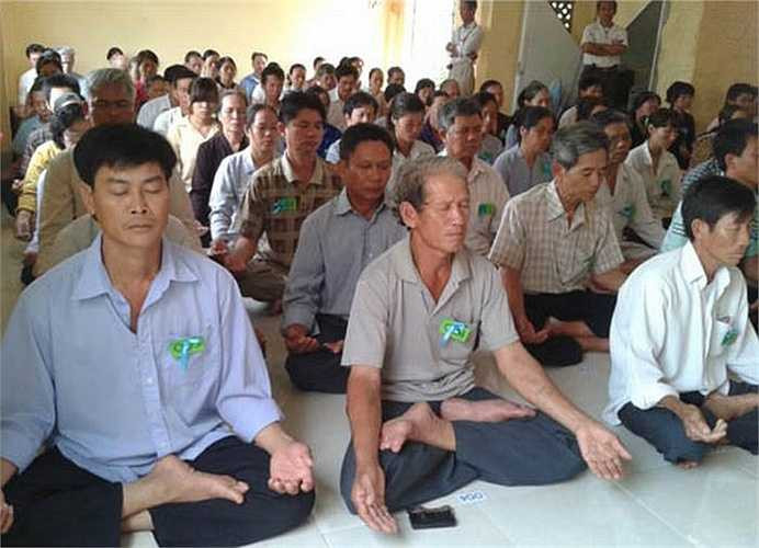 Ông Hạnh tìm đến những bài thuốc nam và môn Trường sinh học với hy vọng sống được ngày nào hay ngày đó. Nhưng thật bất ngờ, chỉ sau 1 năm luyện tập, bệnh của ông đã được đẩy lùi, cơ thể đã khỏe lên. 