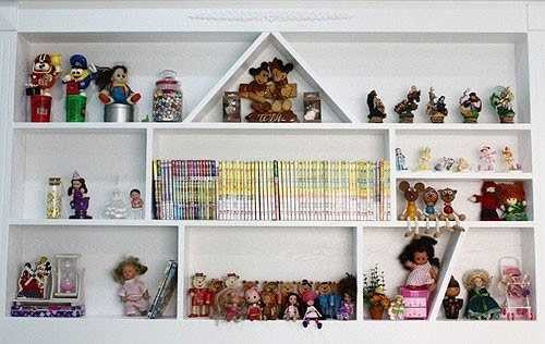 Gia Bảo cũng có bộ sưu tập truyện tranh khá ấn tượng.