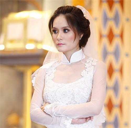Lý Hải hay chia sẻ hình ảnh vợ con với truyền thông và người hâm mộ nhưng ít khi nhắc tới em gái Di Băng. Chỉ tới cuối năm 2012, khi Di Băng tổ chức lễ cưới hoành tráng với một doanh nhân tại TP HCM, công chúng mới có dịp biết đến cô.