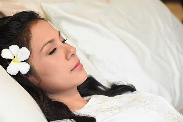 Kể từ sau Duyên trần thoát tục, Việt Trinh hầu như không tham gia bất kì một vai diễn điện ảnh nào.