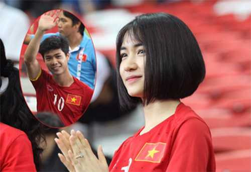 Hòa Minzy sang Singapore đồng hành cùng Công Phượng tại SEA Games.