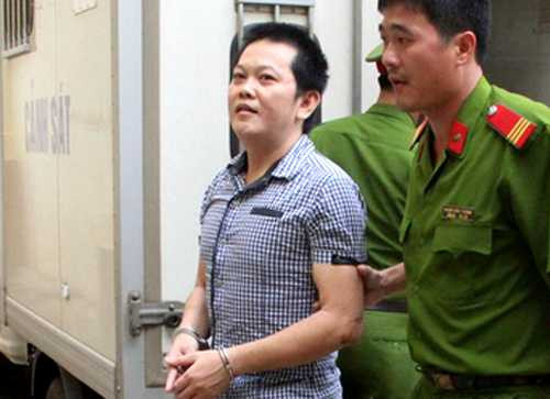 Xét xử vụ phó trạm CSGT Suối Tre bị bắn chết: Nhân chứng tươi cười đến toà