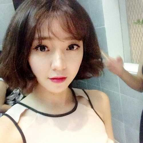 trang cá nhân của Ngọc Lan thu hút hàng chục ngàn lượt người theo dõi. 