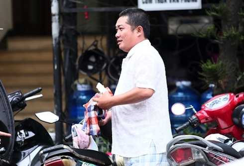 Phùng Ngọc không quan tâm mọi người nghĩ gì về anh. Anh cảm thấy bản thân mình còn may mắn hơn nhiều người. Anh mong muốn đủ nuôi thân ngày ba bữa, trị dứt điểm bệnh tật. Phùng Ngọc hy vọng gom đủ vốn thì anh sẽ mở một tiệm hớt tóc nhỏ khang trang hơn là cắt tóc cho khách tại nhà.