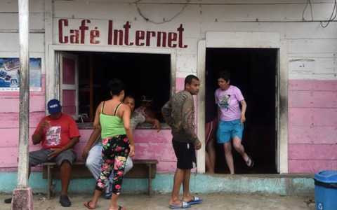 Từ tháng tới, người dân Cuba được tiếp cận wifi công cộng