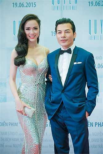 Tối 19/6, sau khi công chiếu tại Đức và TP. Hồ Chí Minh, Vũ Ngọc Anh, Trần Bảo Sơn cùng đoàn làm phim 'Quyên' tiếp tục giới thiệu bộ phim tới báo giới Hà Nội và chính thức công chiếu trên toàn quốc. 