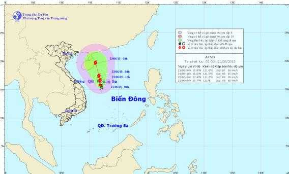 Áp thấp nhiệt đới giật cấp 9 trên biển Đông sắp thành bão