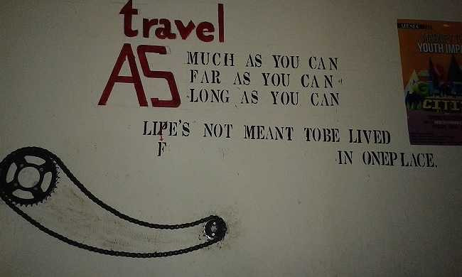 Cách truyền tải thông điệp và cách bày trí mang đầy dụng ý, tạo nên nét rất khác biệt của Bụi Xuyên Việt.