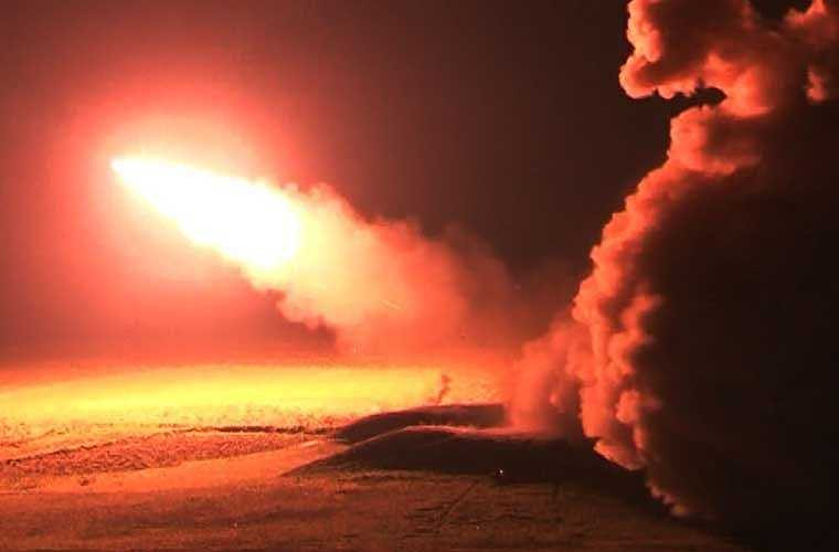  Không chỉ diệt mục tiêu bay ban ngày, mà “rồng lửa” của ta còn tiêu diệt được cả mục tiêu ban đêm hiệu quả nhờ nghiên cứu và ứng dụng hệ thống khí tài mới trong phát hiện mục tiêu bằng hệ thống quang truyền hình có gắn camera hồng ngoại. Nguồn: Kiến thức 