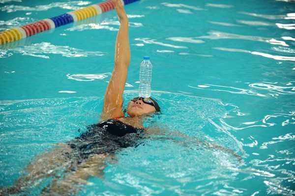 Fan nhí Hà Nội mê mẩn Ánh Viên