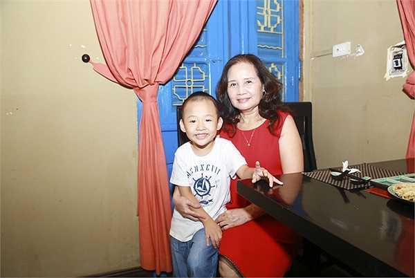 Trước khi lấn sân sang lĩnh vực kinh doanh, Thanh Vân đã được khán giả yêu mến qua nhiều vai trò MC, diễn viên và cả giáo viên mầm non.