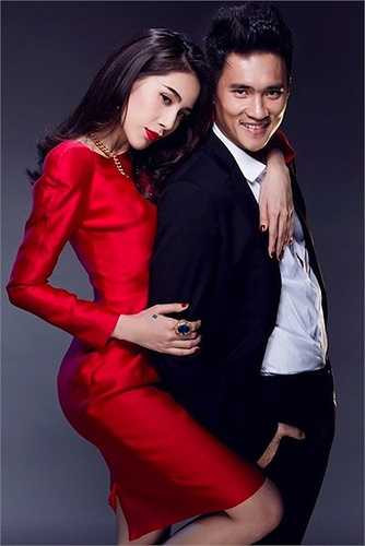 Yêu nhau 6 năm và có một cô con gái chung nhưng mới đây cặp đôi quyền lực mới tổ chức đám cưới. 