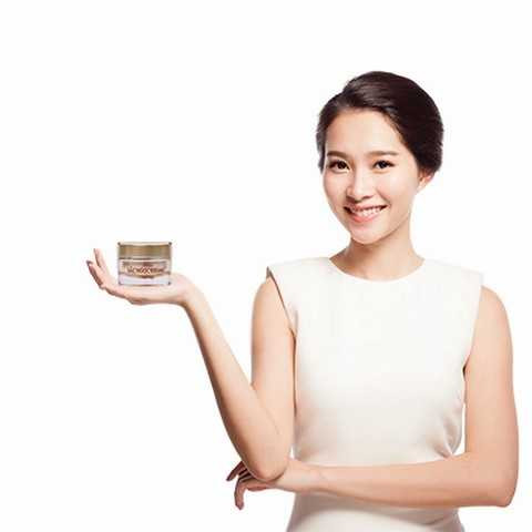 Tuyệt đối an tâm khi mua Sắc Ngọc Khang chính hãng của Hoa Thiên Phú