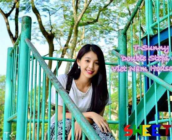 Cô bạn tài sắc này luôn tham gia tích cực các hoạt động của lớp cũng như của trường.