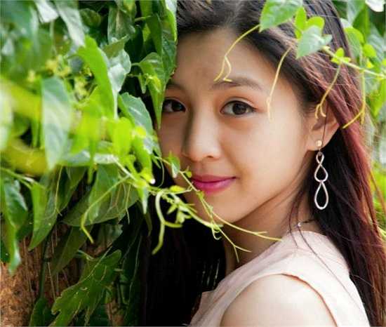 Không chỉ sở hữu vẻ đẹp rạng rỡ, Thanh Tú còn có bảng thành tích đáng nể phục