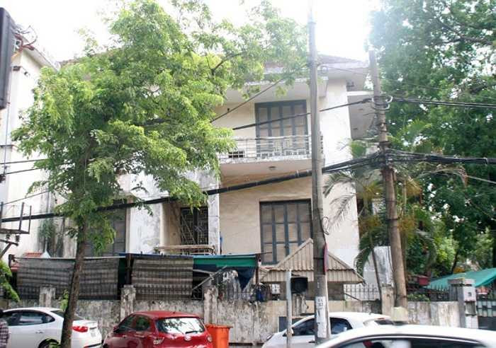 Tận dụng mặt tiền ngôi nhà để đỗ xe