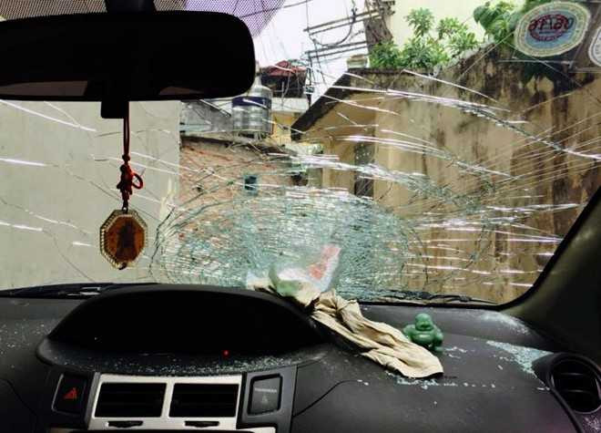 Liên tiếp xuất hiện ném đá ô tô trên cao tốc Hà Nội - Thái Nguyên