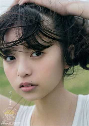 CUTiE mời Asuka làm người mẫu độc quyền sau khi tờ tạp chí có ảnh bìa là hình Asuka nhận được nhiều phản hồi tốt và bán hết veo.