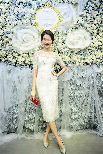 'Chính câu nói của người phụ nữ đã trở thành tượng đài nhan sắc trở thành triết lý sống của tôi trong cách lựa chọn trang phục cũng như cách ứng xử'.