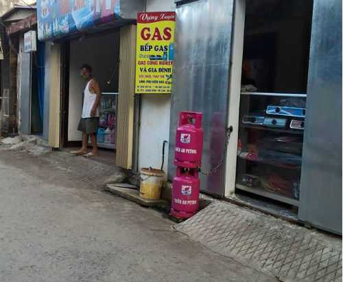 Nổ khí gas 4 người bỏng nặng: Doanh nghiệp làm việc kiểu 'sống chết mặc bay'
