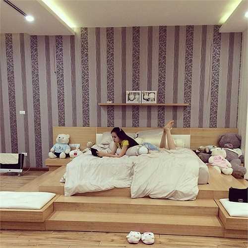 Ngọc Thạch cùng từng chia sẻ những hình ảnh xa hoa trong căn nhà của mình.