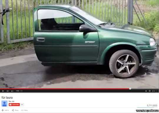 Cái kết bất ngờ của những vụ 'phá hoại tài sản' gây rúng động thế giới