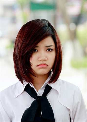 Hồng Mỹ (tên thật là Trần Ngọc Phương, sinh năm 1992. Theo kịch bản ban đầu, Ngọc Phượng chỉ đóng vai phụ với tính cách sành điệu, hiếu thắng, luôn cho mình là số một. Song diễn xuất đặc biệt của cô đã khiến Hồng Mỹ góp mặt vào tuyến nhân vật chính. Tại thời điểm đó, Ngọc Phương cũng gây được nhiều tiếng vang qua vai diễn của mình và giữ vị trí nhất định trong lòng khán giả hâm mộ. 