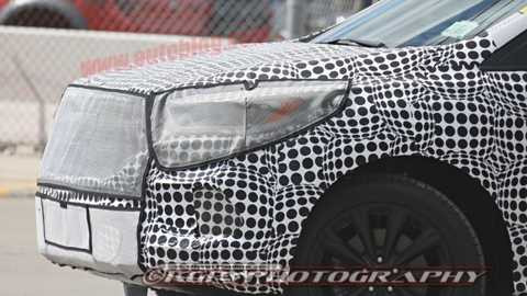 Ford Escape 2016 bị 'chộp' được thiết kế bên trong lẫn bên ngoài