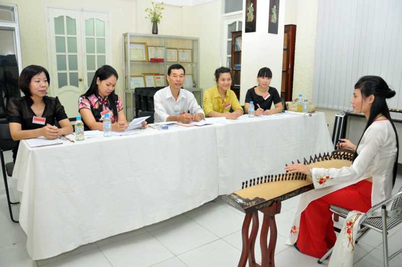 Thí sinh dự thi môn năng khiếu 