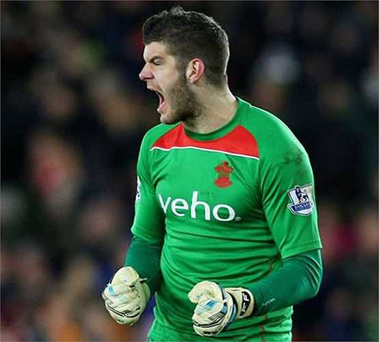 Đứng thứ 8 là tân binh Forster của Southampton. Hè 2014, The Saint trả cho Celtic 14,1 triệu euro để có sự phục vụ của tài năng này