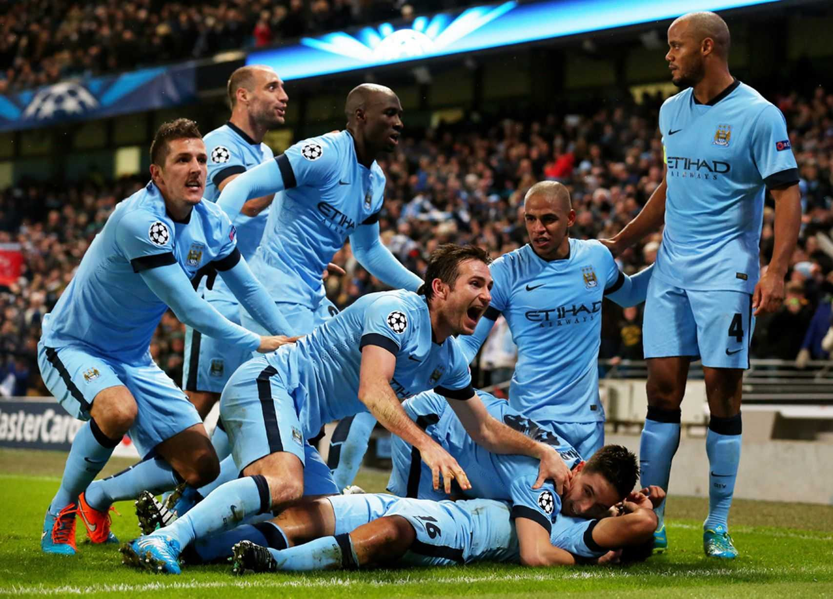 Man City sang Việt Nam