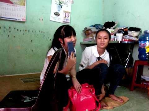 Bị trộm giấy tờ trước giờ thi, 2 nữ sinh được công an cứu nguy