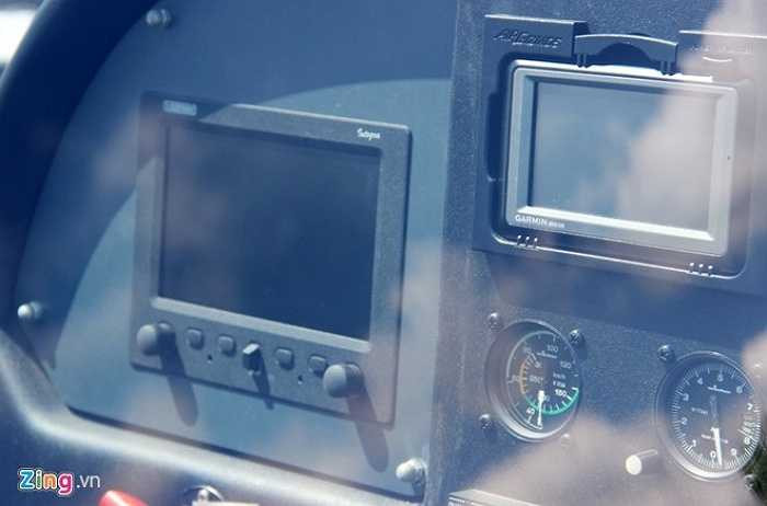 ATC 321 có tốc độ bay nhanh nhất là 295 km/h, chậm nhất 64 km/h. Loại này dùng xăng không chì có chỉ số octan tối thiểu RON 90, thùng xăng chứa 100 lít nhiên liệu và tầm bay 1.000 km/4 giờ.