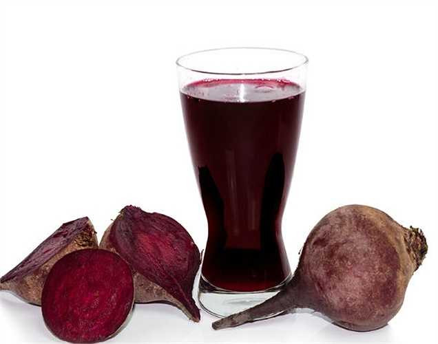 Củ cải đường: Người ta khuyên nên uống nước ép củ cải đường vì nó giúp kiểm soát huyết áp của bạn trọng một khoảng thời gian ngắn.