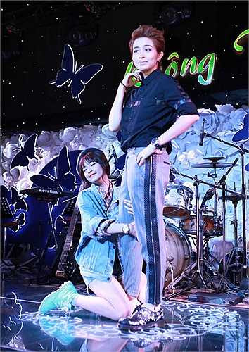 Chi Pu đùa nghịch Gil Lê