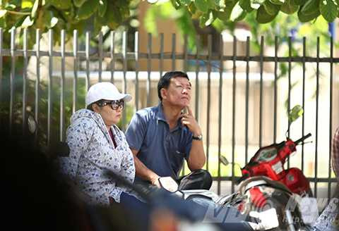 Đà Nẵng, thi tốt nghiệp, quốc gia, thí sinh, phụ huynh, nắng nóng, rời phòng thi, môn Toán