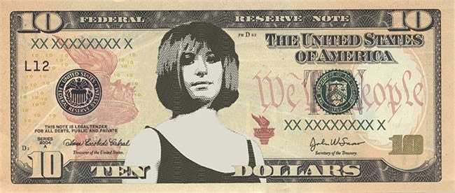 Barbra Streisand là một trong những nghệ sĩ đầu tiên có album đứng vị trí số một BXH Billboard trong cả 6 thập kỷ. Bà đã viết, sản xuất, diễn xuất và đạo diễn bộ phim Yentl. Bà cũng là người phụ nữ đầu tiên nhận giải thưởng Quả cầu Vàng ở hạng mục Đạo diễn xuất sắc nhất.