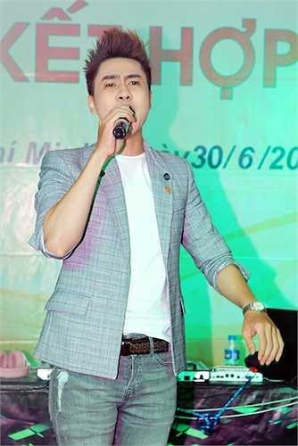 Ca sỹ Tùng Lâm bất ngờ kết hợp với Hồ Anh (thành viên cũ Vmusic) trong ca khúc đình đám 'Say you do'