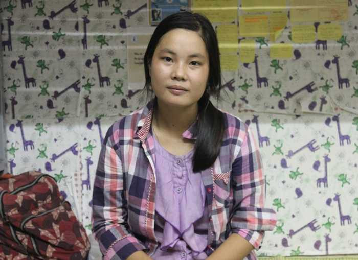 Hoàn cảnh đáng thương của nữ sinh rửa bát thuê lấy tiền đi thi