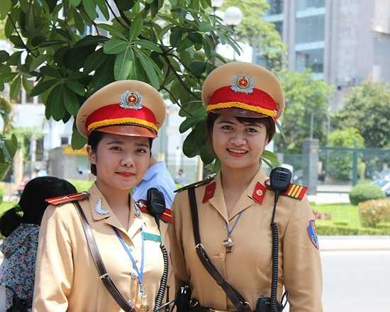 Nụ cười rạng rỡ khi đã hoàn thành tốt nhiệm vụ được giao