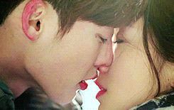 Phản ứng hài hước của fan trước tin cặp đôi 'Pinocchio' nên duyên