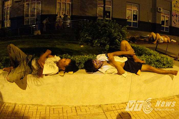 Thông tin mới về diễn biến nắng nóng khủng khiếp ở Hà Nội