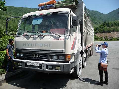 Cháy xe, trong hầm đường bộ, hầm Hải Vân, xe tải, suýt ra tro