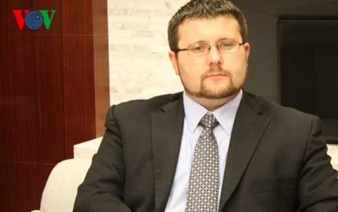 Chuyên gia nghiên cứu Đông Nam Á Gregory Poling