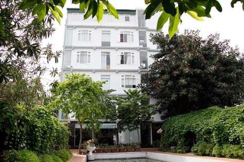 Đại gia bỏ triệu USD xây khách sạn 5 sao cho chó mèo