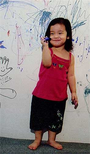 Nhưng, dễ dàng nhận thấy hơn cả đó là trong những sáng tác của nhạc sĩ Ngọc Lễ như: Ba ngọn nến lung linh, Con heo đất, Đêm của con, Con mãi tuổi lên 3, Nằm ngoan, Thiên thần của mẹ, Ba ru con ngủ, Tôi mơ.... 