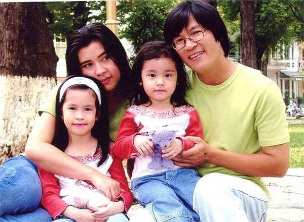 hư nhạc sĩ Ngọc Lễ đã từng phát biểu, liveshow Dấu Ấn sẽ là một liveshow đầy cảm xúc gia đình. Và anh mong muốn những ca khúc về gia đình của mình sẽ được mọi người đón nhận, chia sẻ nhiều hơn để mọi người trong gia đình, bố mẹ và con cái yêu thương, gần gũi và quan tâm đến nhau hơn.