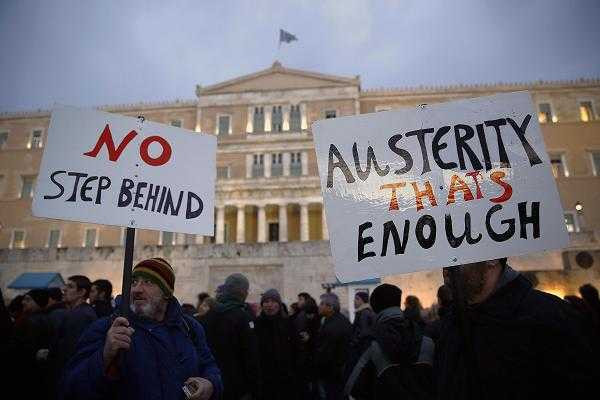 Toàn cảnh bức tranh Hy Lạp từ bức tượng đài trở thành đống đổ nát