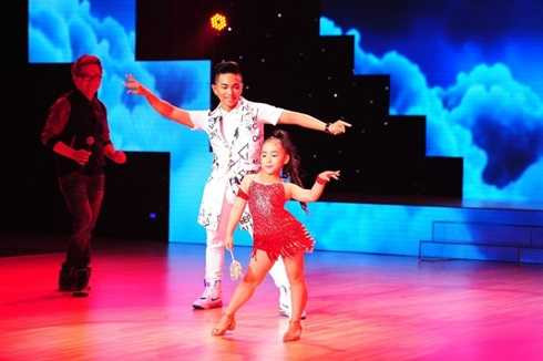 bước nhảy hoàn vũ