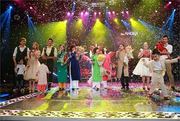 Hai ca khúc được sáng tác với phong cách nhạc điện tử với nội dung nói về những suy nghĩ, tâm tư của những cô gái tuổi mới lớn có thể khiến nhiều khán giả vốn định hình Na và Nấm vẫn là những cô bé bi bô cùng bố mẹ trong ca khúc Ba ngọn nến lung linh ngày nào bất ngờ. 